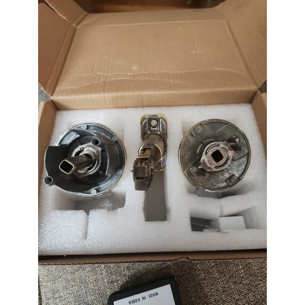 SCHLAGE Passage Latch‎ Door Knob With Hardware OPEN BOX